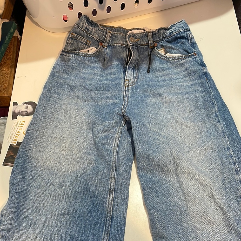 high waisted wide leg zara jeans, size 13-14